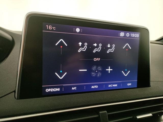 PEUGEOT 3008 usata, con Fendinebbia