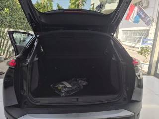 PEUGEOT 2008 usata, con Sistema di navigazione