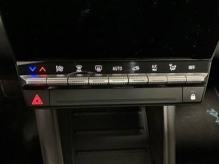 RENAULT Captur usata, con Hill holder