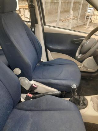 FIAT Punto usata, con Autoradio