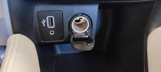 NISSAN Micra usata, con Specchietti laterali elettrici