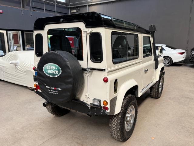 LAND ROVER Defender usata, con Interni in pelle