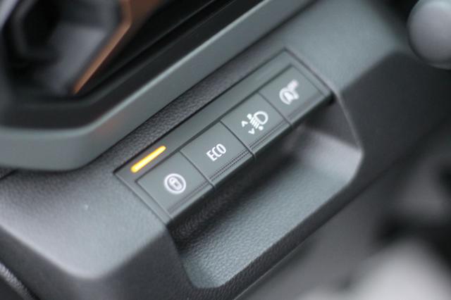 DACIA Duster usata, con USB