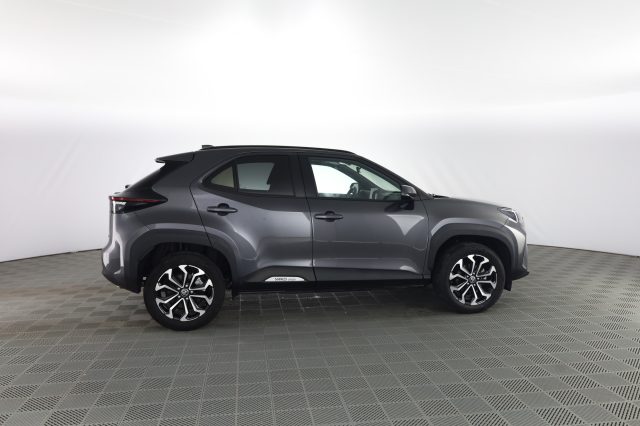 TOYOTA Yaris Cross usata 2