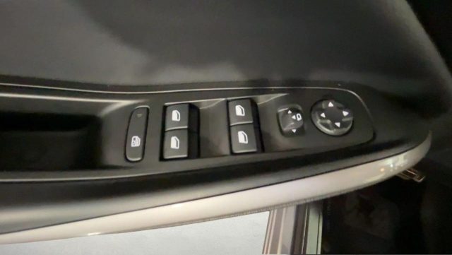 OPEL Grandland usata, con Bracciolo