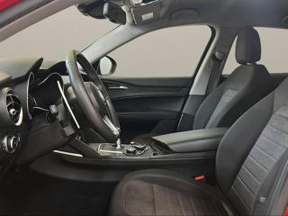 ALFA ROMEO Stelvio usata, con Chiusura centralizzata