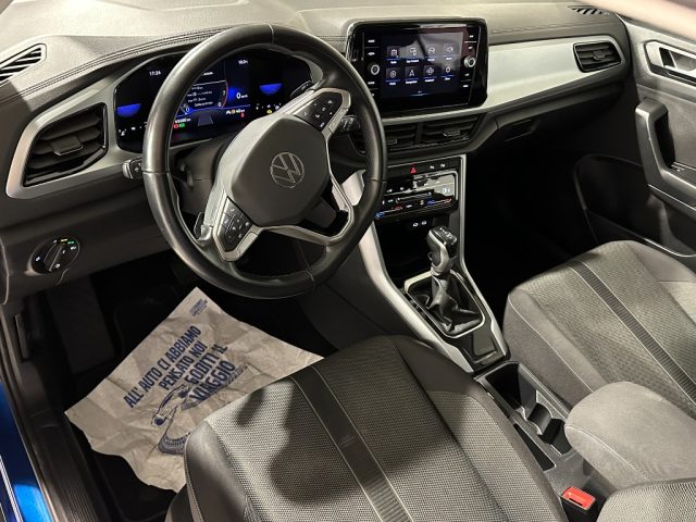 VOLKSWAGEN T-Roc usata, con Autoradio