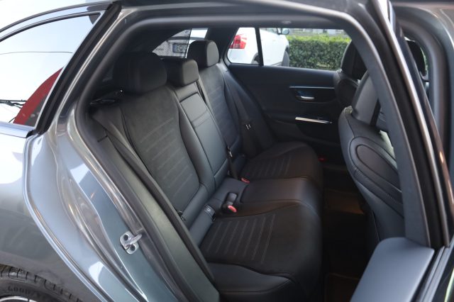 MERCEDES-BENZ C 300 usata 140