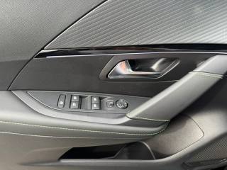 PEUGEOT 208 usata, con Airbag testa