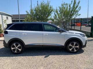 PEUGEOT 5008 usata, con Autoradio