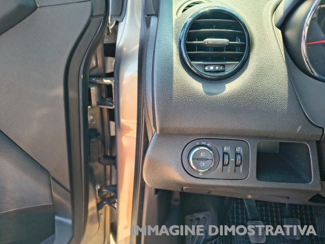 OPEL Meriva usata, con Climatizzatore