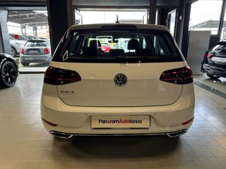 VOLKSWAGEN Golf usata, con Autoradio