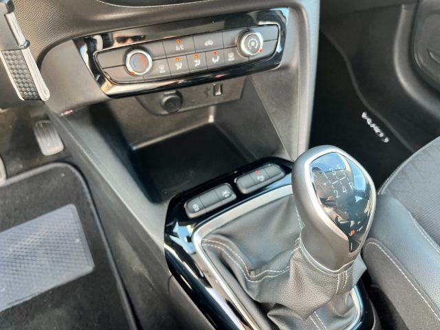 OPEL Corsa usata, con Park Distance Control