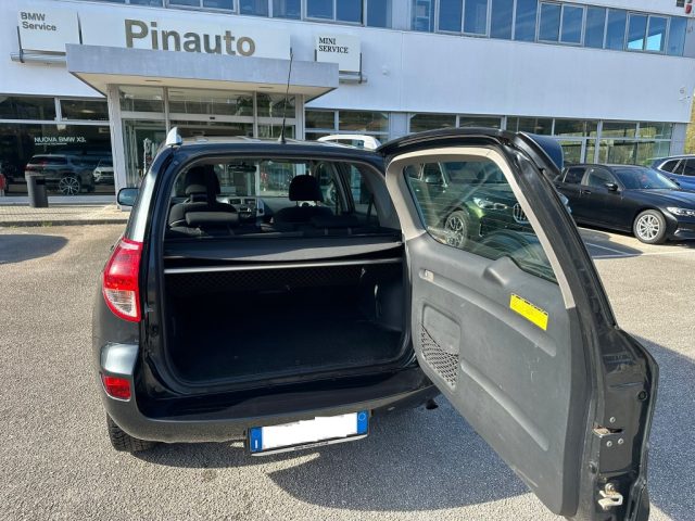 TOYOTA RAV 4 usata, con Climatizzatore