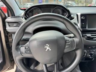 PEUGEOT 208 usata, con Controllo automatico clima