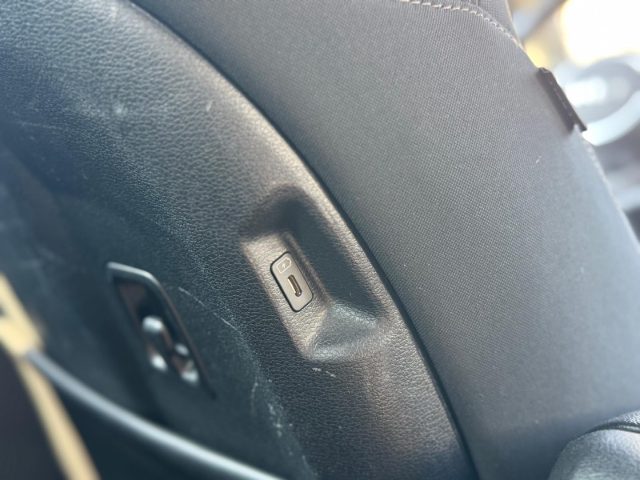 KIA Sportage usata, con Sedile posteriore sdoppiato