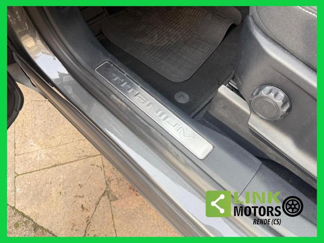 FORD Kuga usata, con Sensori di parcheggio posteriori