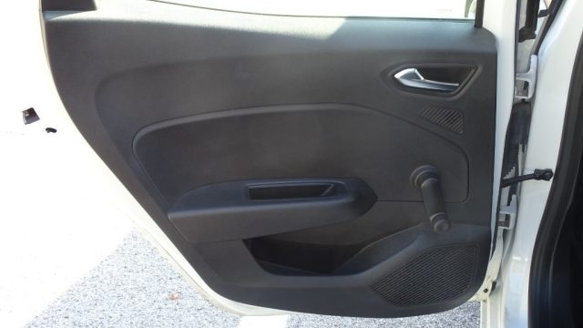 RENAULT Clio usata 51