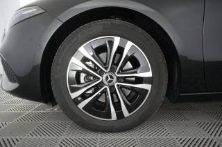 MERCEDES-BENZ A 180 usata 7