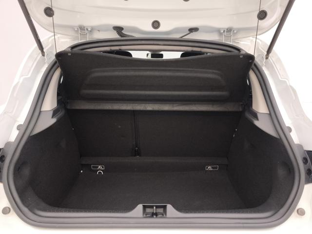 RENAULT Clio usata, con Luci diurne LED