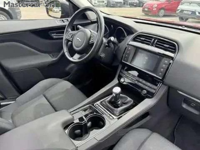 JAGUAR F-Pace usata, con Controllo trazione