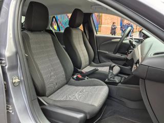 OPEL Corsa usata, con USB
