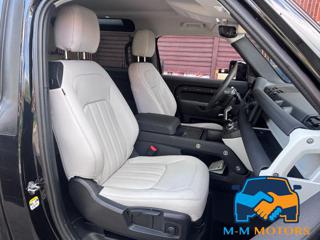 LAND ROVER Defender usata, con Fendinebbia