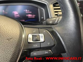 VOLKSWAGEN T-Roc usata, con USB