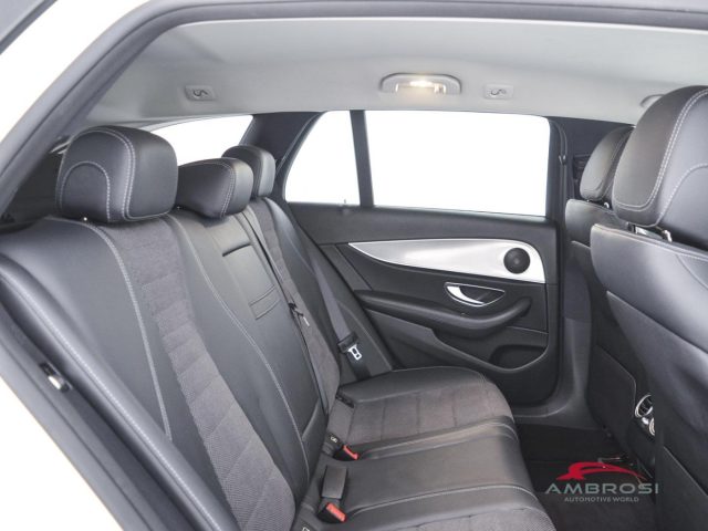 MERCEDES-BENZ CLA usata 10