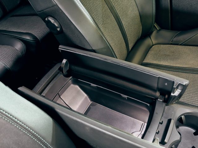 PEUGEOT 5008 usata, con Chiamata automatica per emergenze