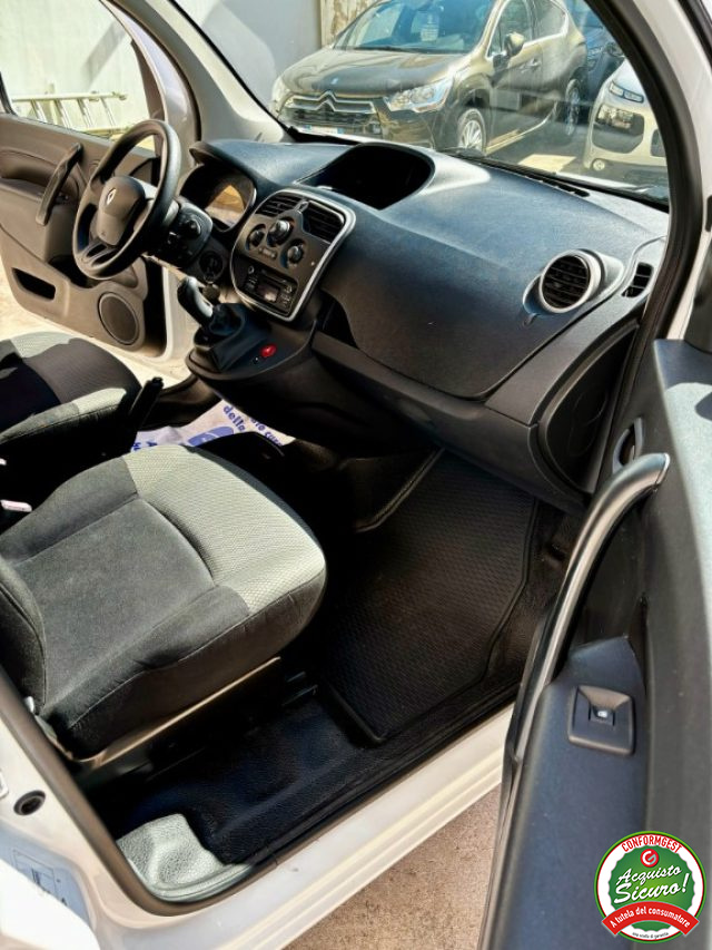 RENAULT Kangoo usata, con Chiusura centralizzata