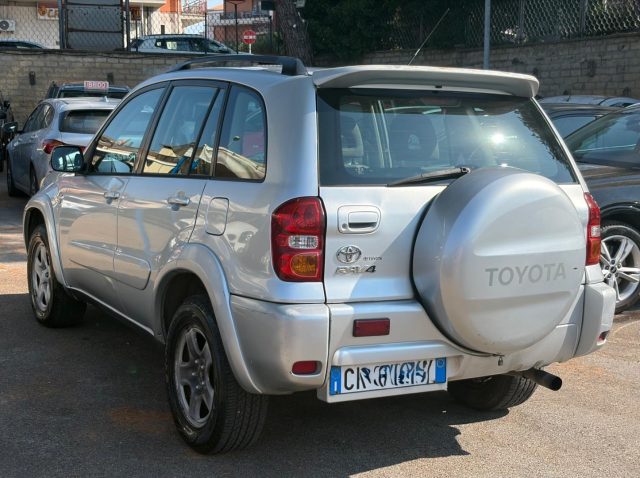 TOYOTA RAV 4 MY23 usata, con Autoradio