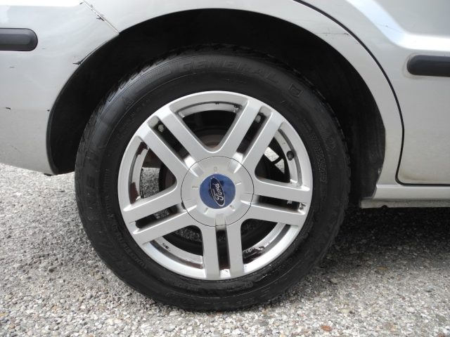 FORD Fusion usata, con Sedile posteriore sdoppiato