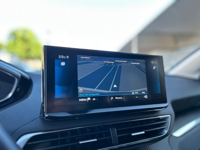 PEUGEOT 3008 usata, con Cruise Control