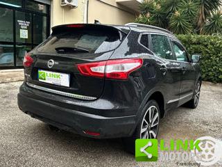 NISSAN Qashqai usata, con Autoradio