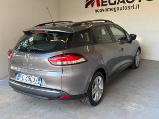 RENAULT Clio usata, con Autoradio