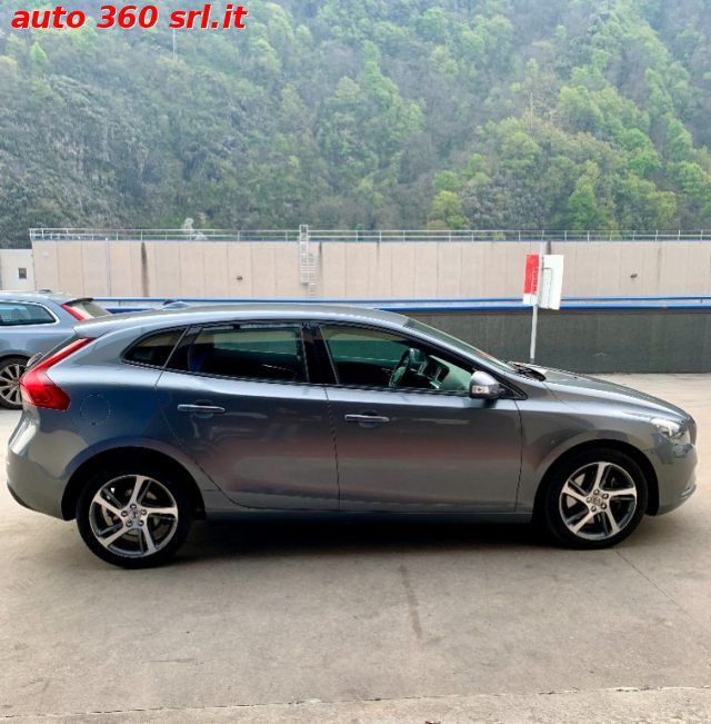 VOLVO V40 usata, con Alzacristalli elettrici