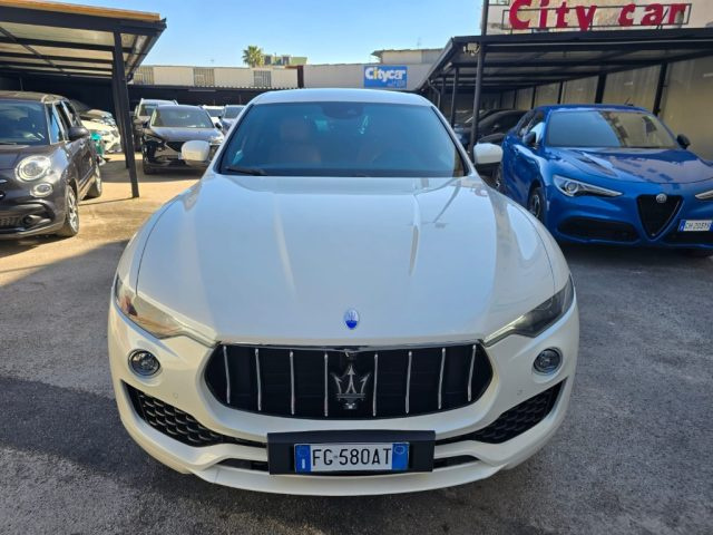 MASERATI Levante usata, con Autoradio