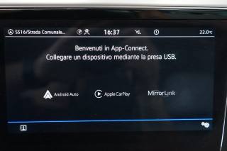 VOLKSWAGEN Passat Variant usata, con Sistema di navigazione