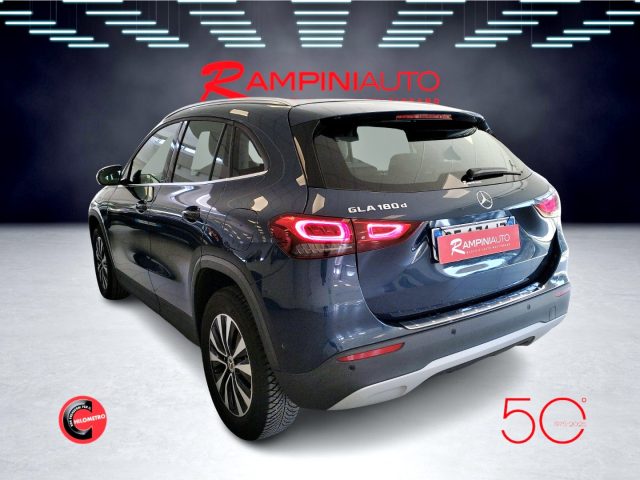 MERCEDES-BENZ GLA 180 usata 9