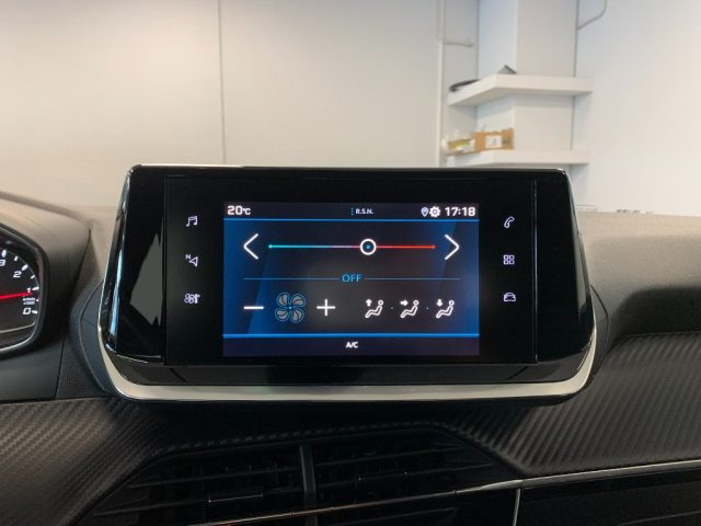 PEUGEOT 208 usata, con Park Distance Control