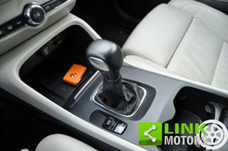 VOLVO XC40 usata, con Autoradio digitale