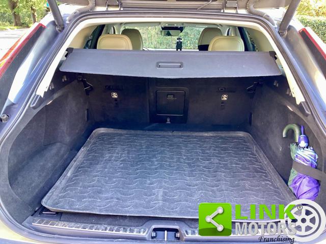VOLVO V90 Cross Country usata, con Servosterzo