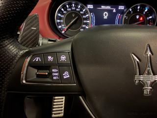 MASERATI Levante usata, con Tettuccio apribile