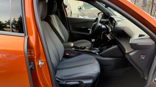 PEUGEOT 2008 usata, con Park Distance Control