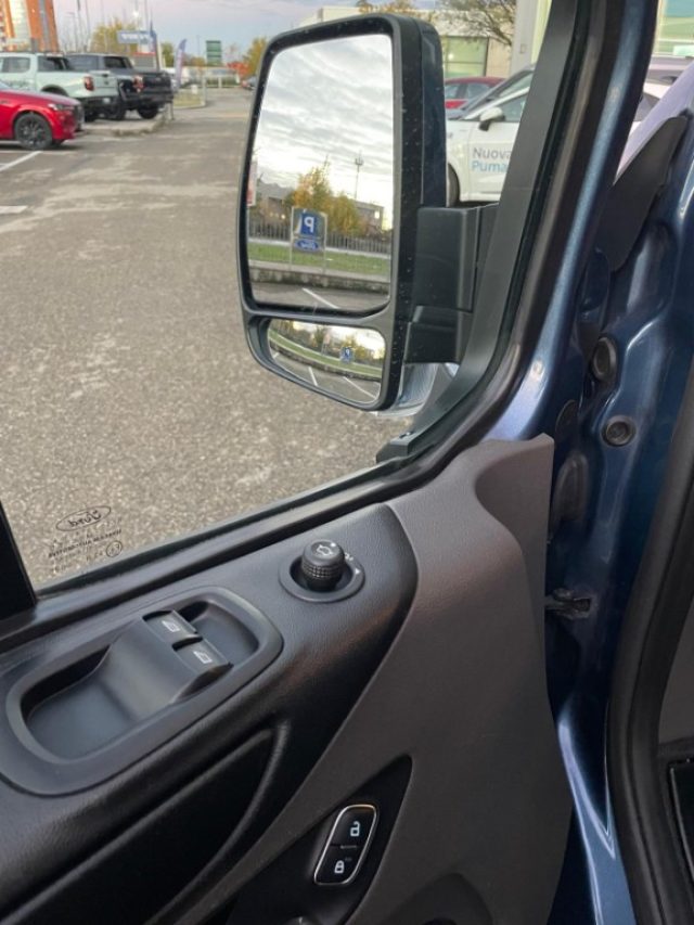 FORD Transit Custom usata, con Fendinebbia