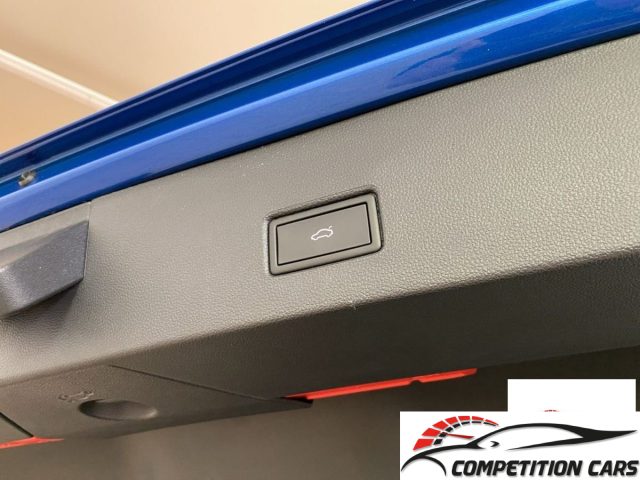 VOLKSWAGEN T-Roc usata, con Autoradio digitale