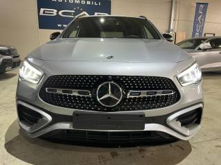 MERCEDES-BENZ GLA 200 usata, con Airbag