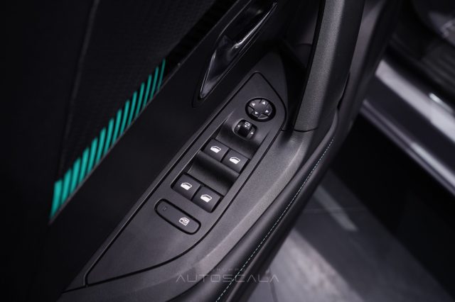 PEUGEOT 2008 usata, con Controllo trazione