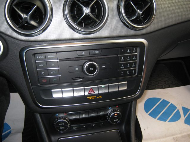 MERCEDES-BENZ GLA 200 usata, con Volante multifunzione